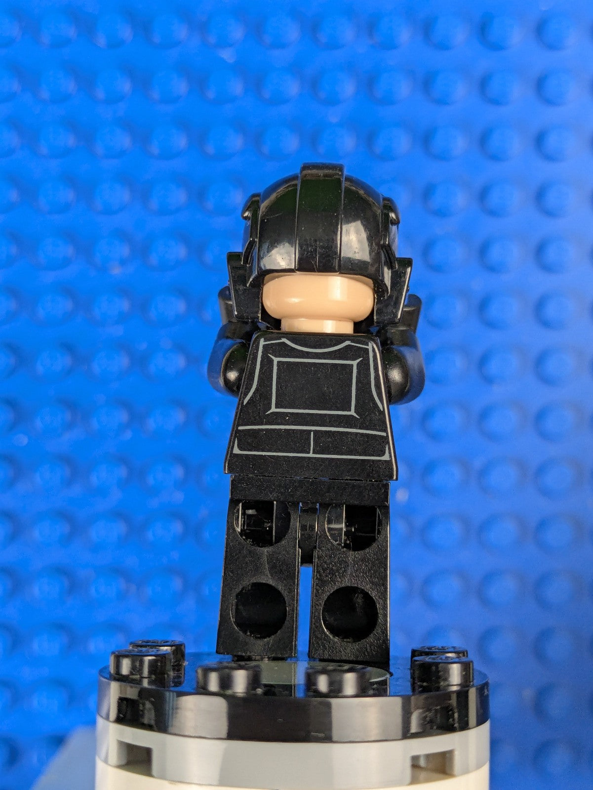 Lego Star Wars: Imperial TIE Fighter / Striker Pilot sw0788 Set 75154