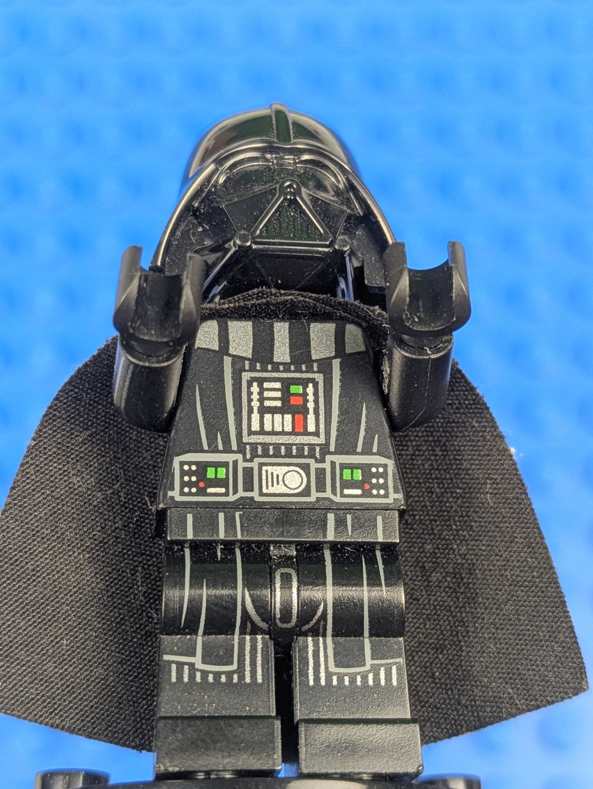 Lego Star Wars: Darth Vader - Light Nougat Head sw1228 Set 75334