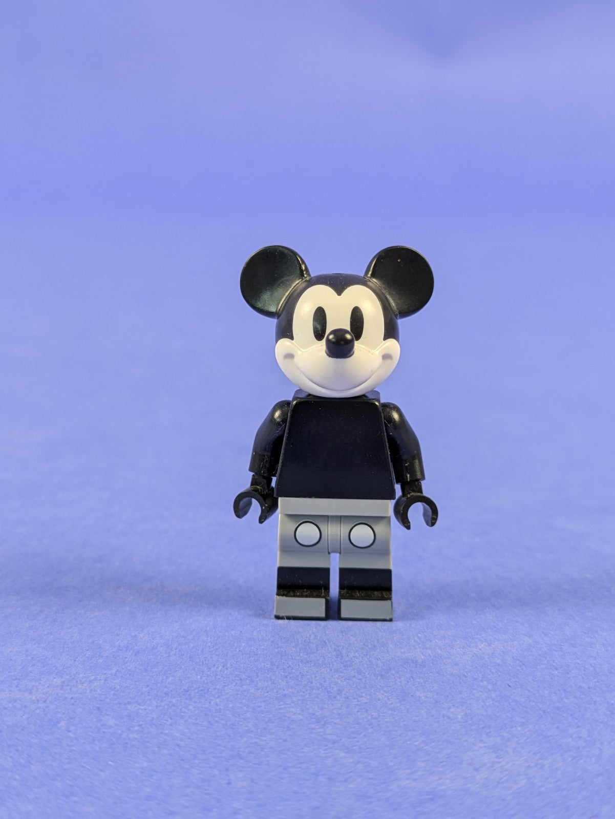 LEGO Disney Walt Disney Tribute Camera 43230 Complete Set Pre-Owned