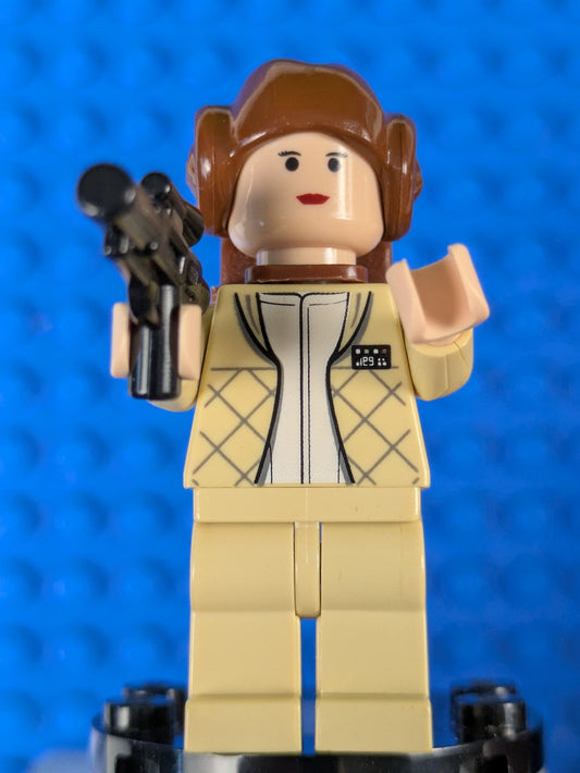 Lego Star Wars: Princess Leia - Hoth Outfit Smooth Hair w/ Buns sw0113a Set 6212