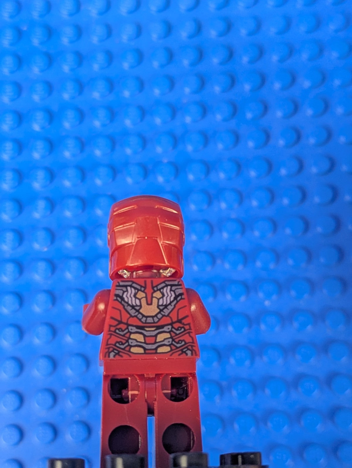 Lego Super Heroes: Iron Man - Mark 43 Armor sh0498 Set 76105