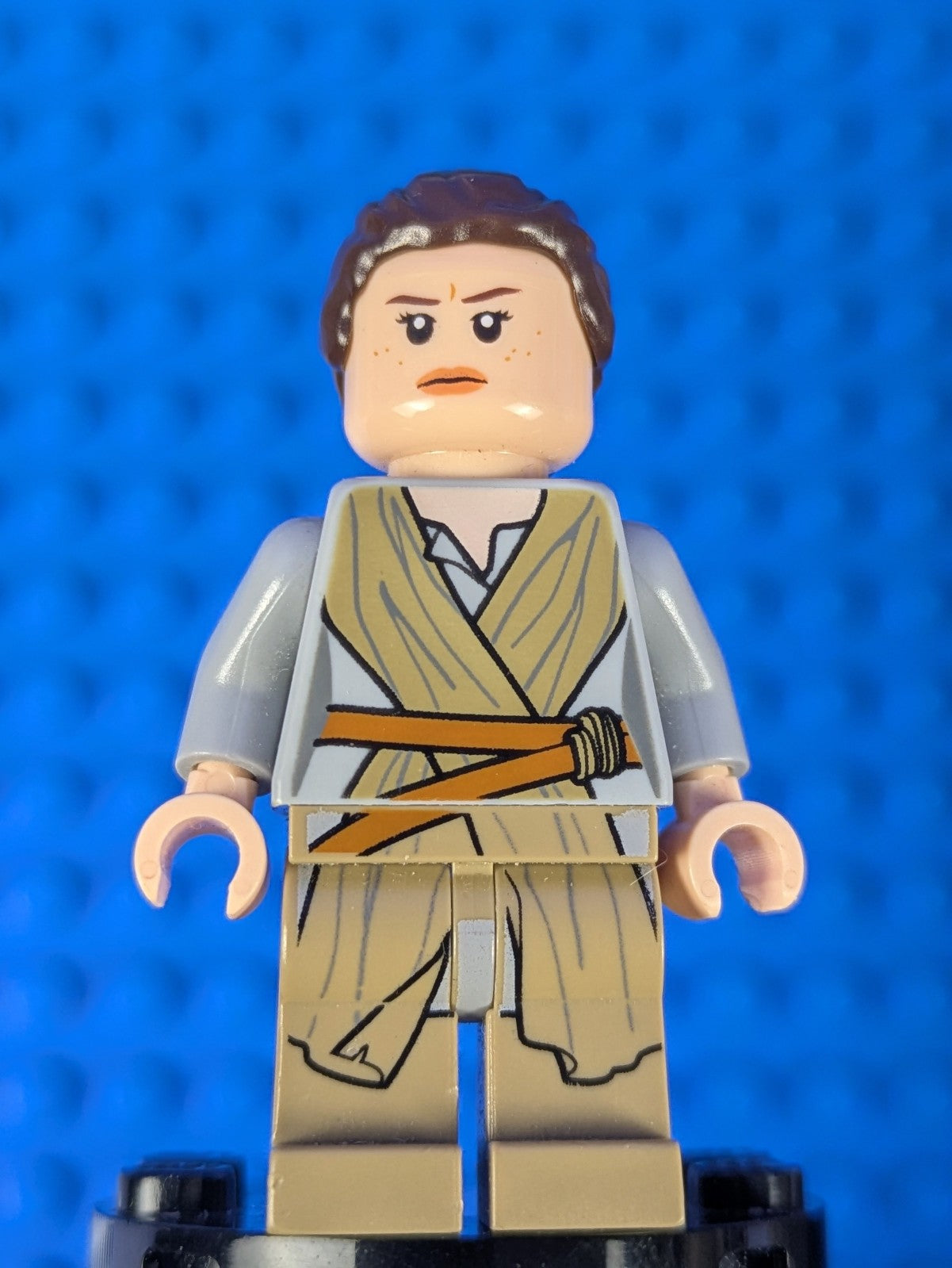 Lego Star Wars: Episode 7: Rey - Dark Tan Tied Robe sw0677 Set 75105