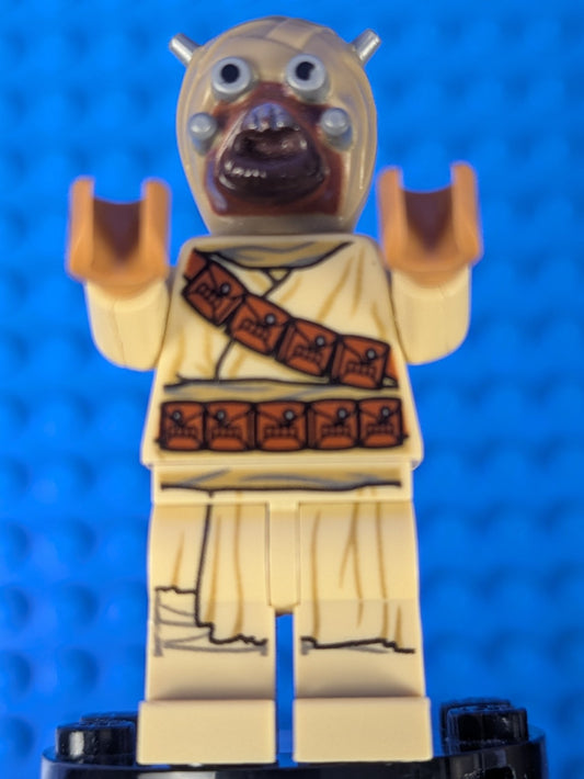 Lego Star Wars: Tusken Raider - Dark Tan Head with Spikes sw1074 Sets 75270
