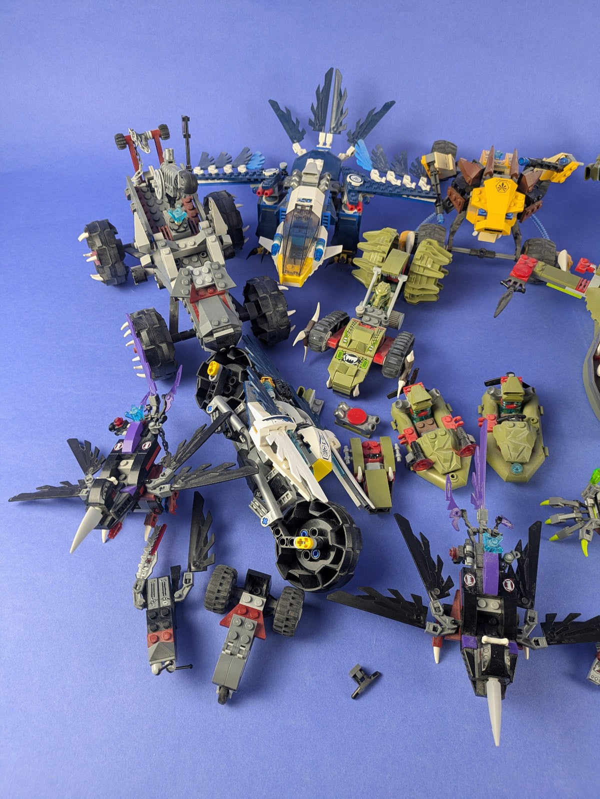 LEGO LEGENDS OF CHIMA Bundle Deal More Than 10 Sets Pre-Owned