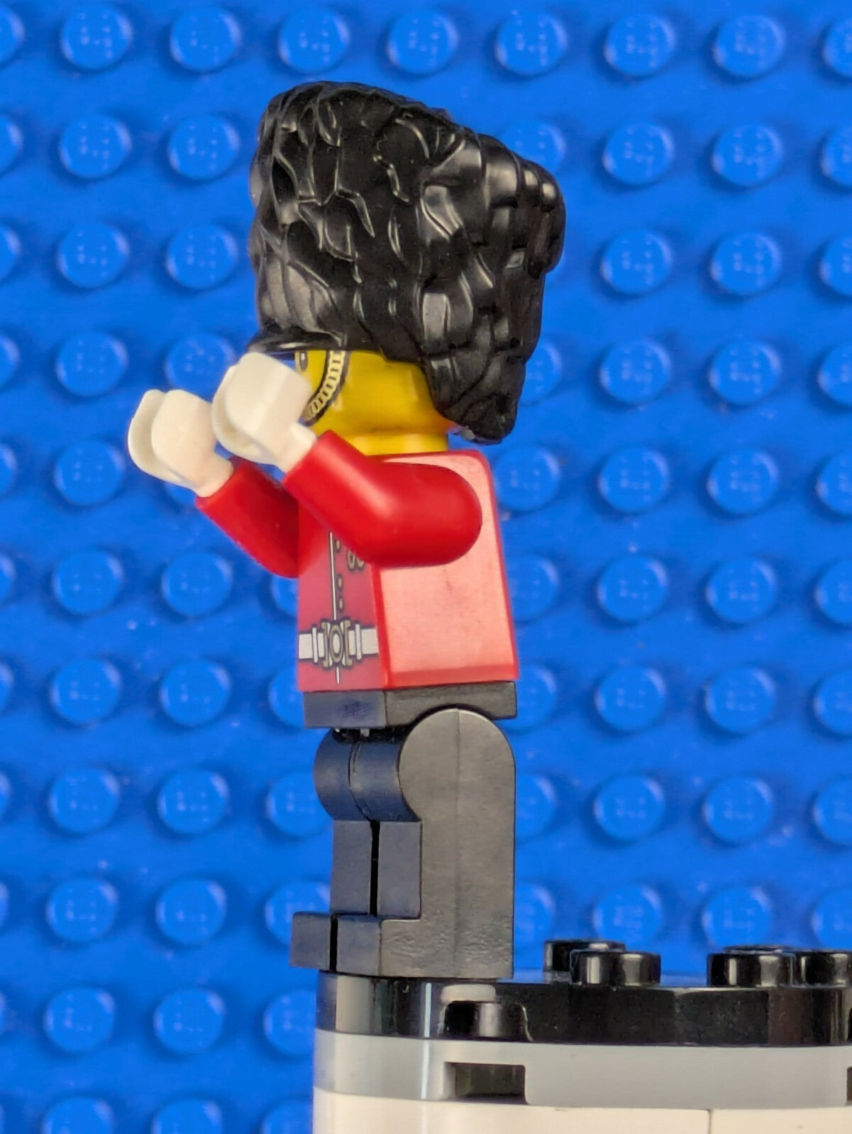Lego Collectible Minifigures: Promotional: Royal Guard gen098 Set 5005233
