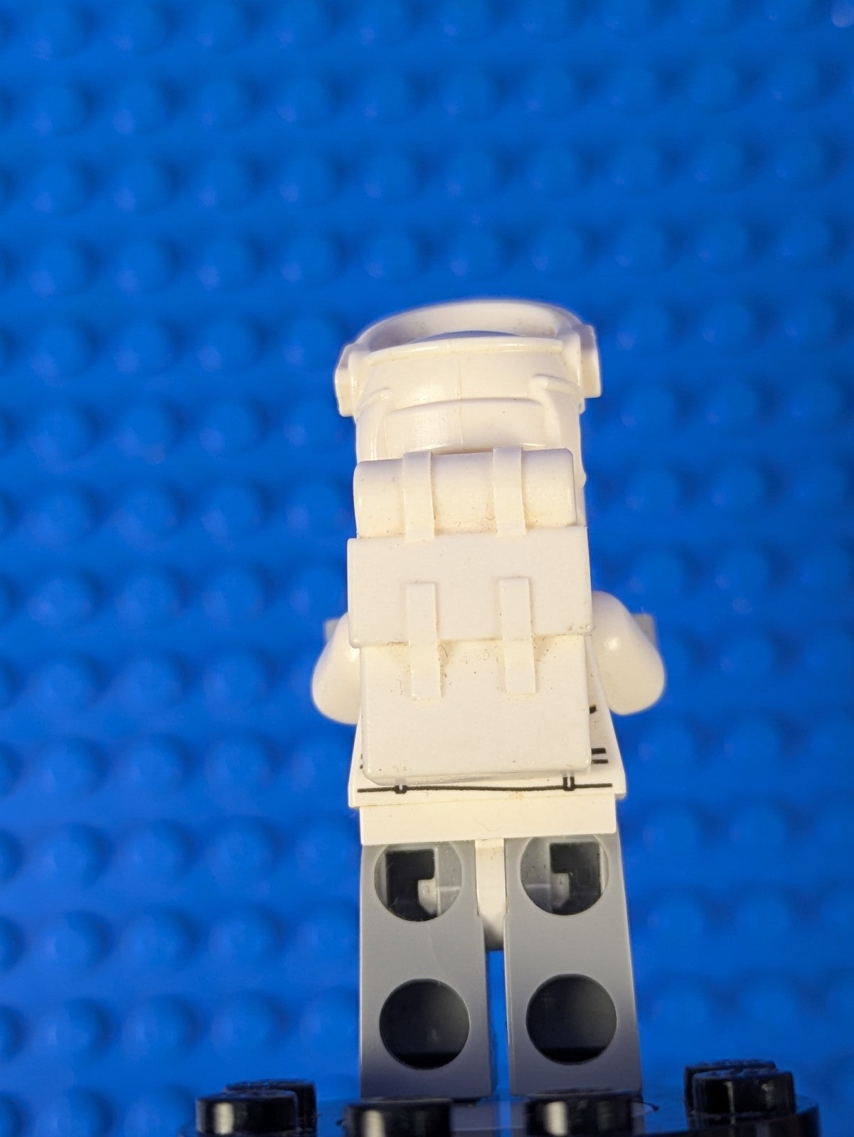 Lego Star Wars: Hoth Rebel Trooper White Uniform (Frown) sw0708 Set 75098