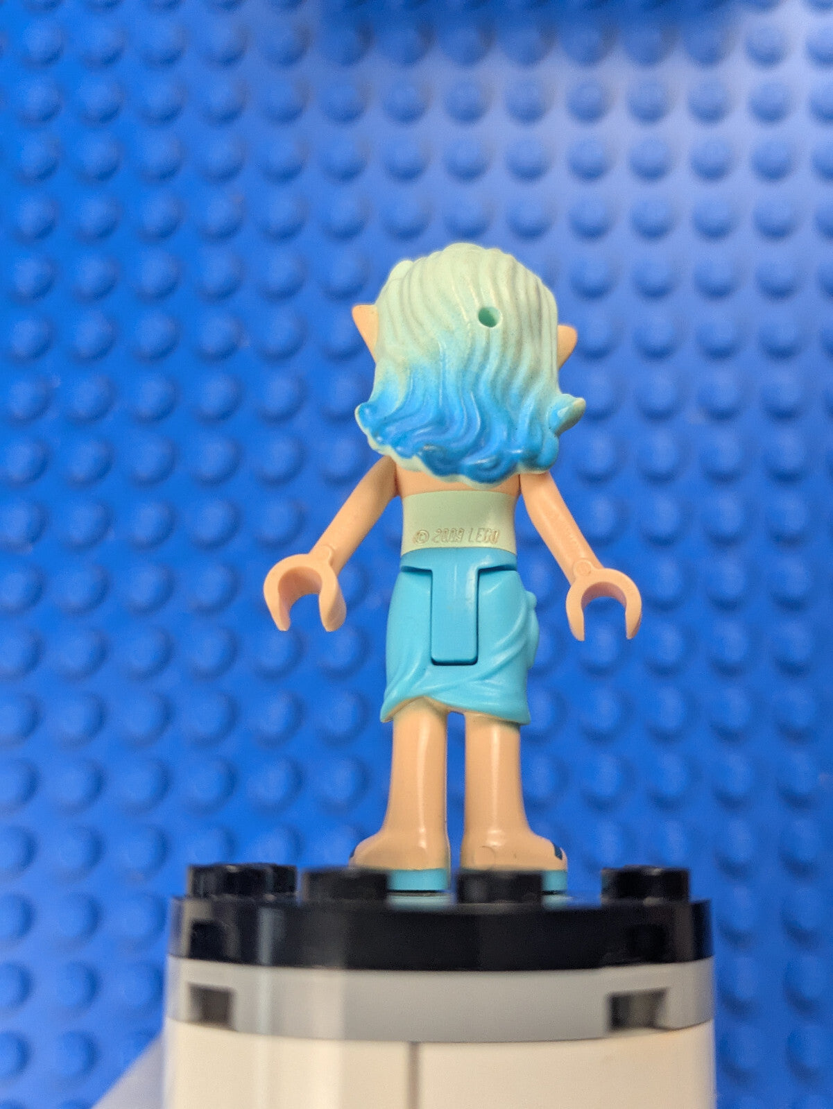 Lego Elves: Naida Riverheart - Medium Azure Skirt elf002 Set 41073