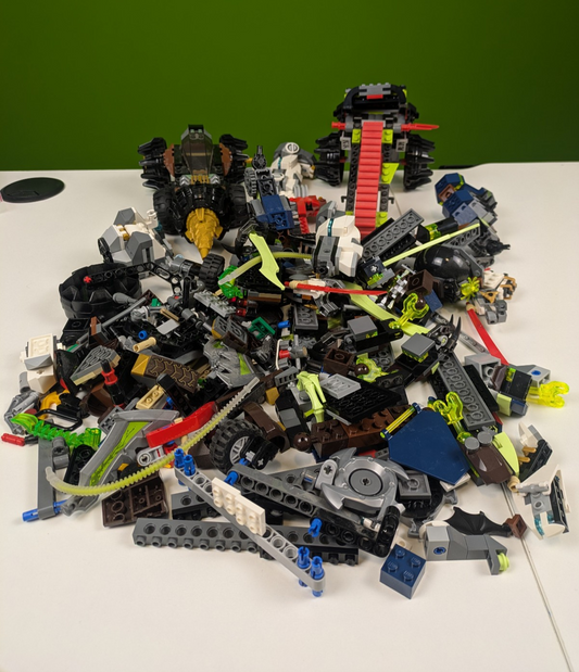 Lego NINJAGO: Ultimate Collection Deal 5 Sets with Additional Minifigures!