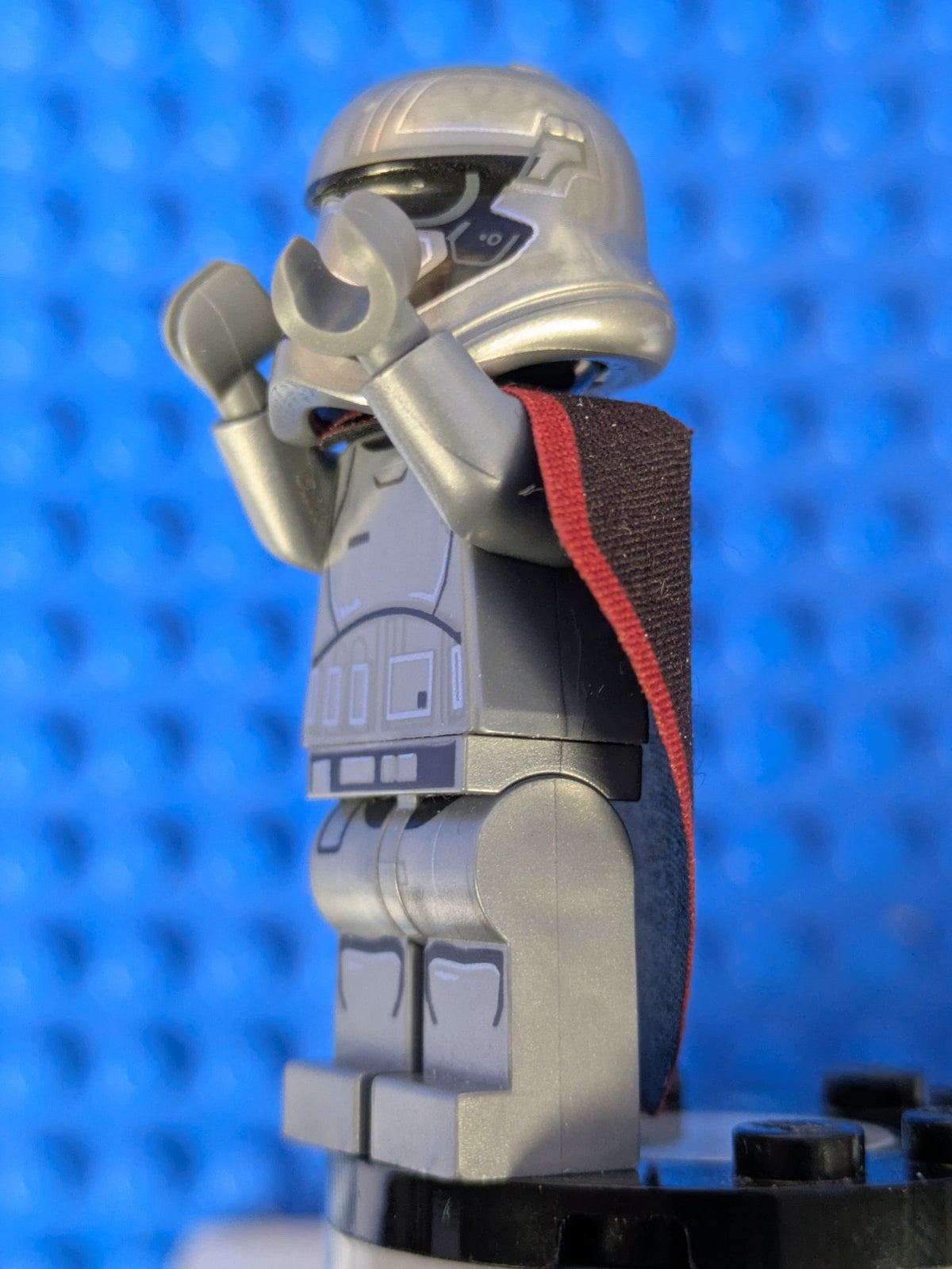 Lego Star Wars: Captain Phasma (Rounded Mouth Pattern) sw0684 Set 75103