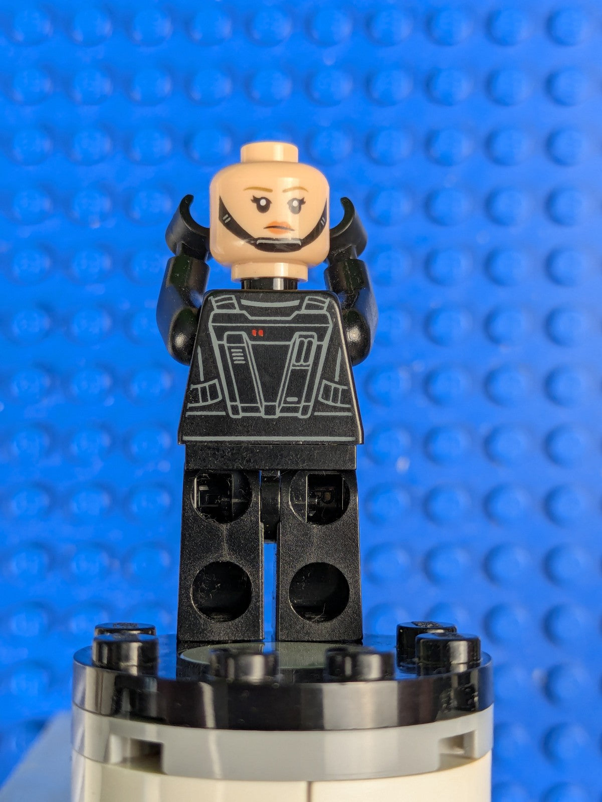 Lego Star Wars: Imperial Emigration Officer - Zuzanu Latt sw0912 Set 75207