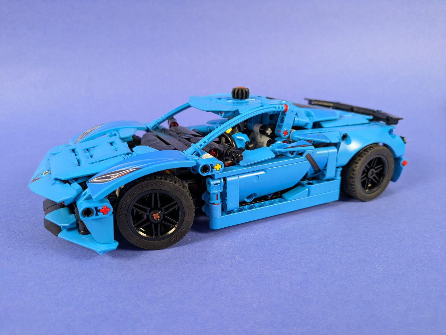 Lego Technic: Model: Race: Chevrolet Corvette Stingray Set 42217 Complete Set