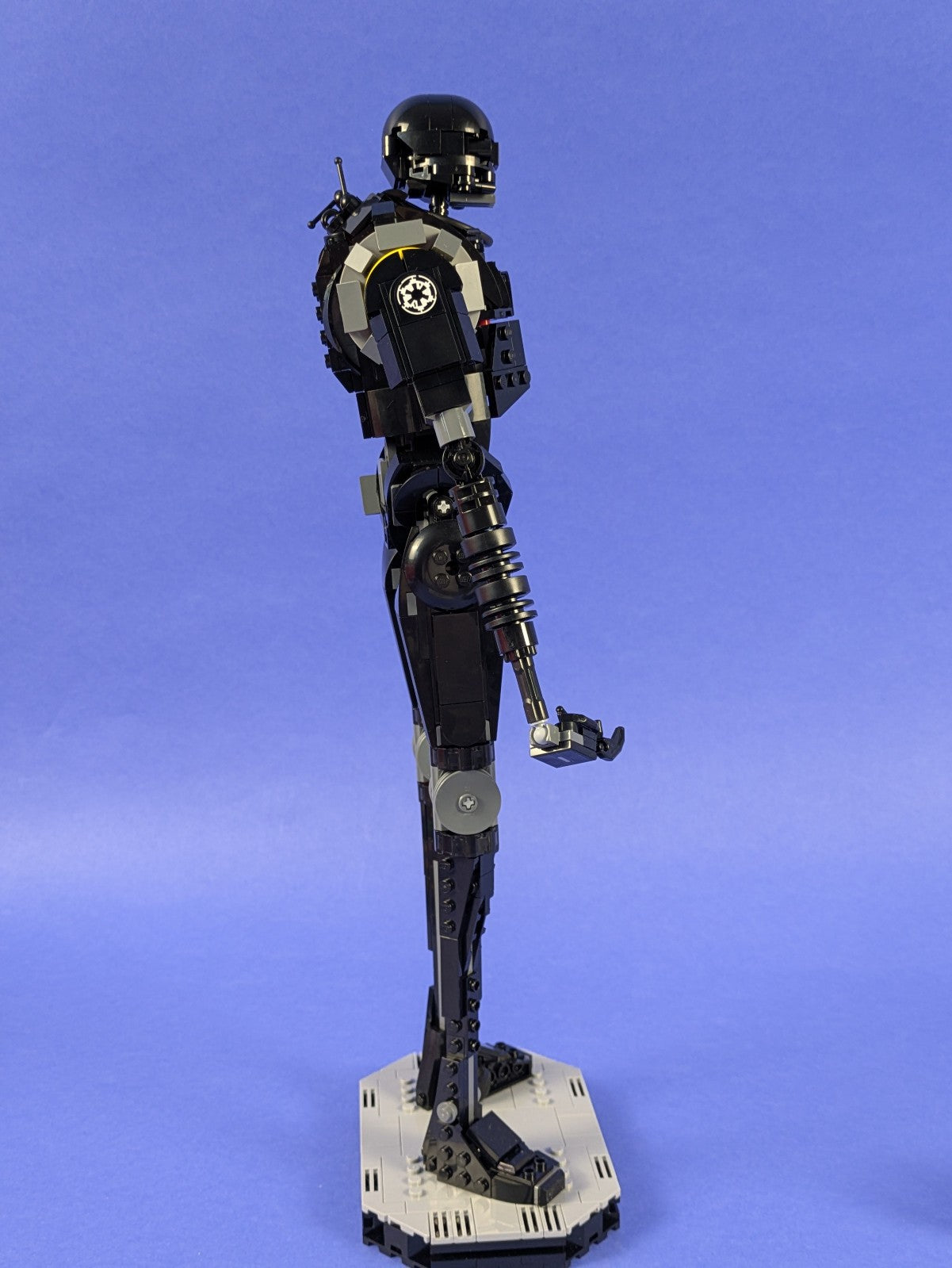 Lego Star Wars: Sculptures: K-2SO Set 75434 Complete Set
