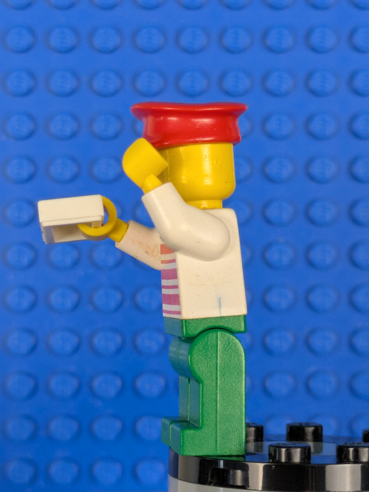 Lego Town: Classic Town: Horizontal Lines Red - Red Arms hor018 Set 535