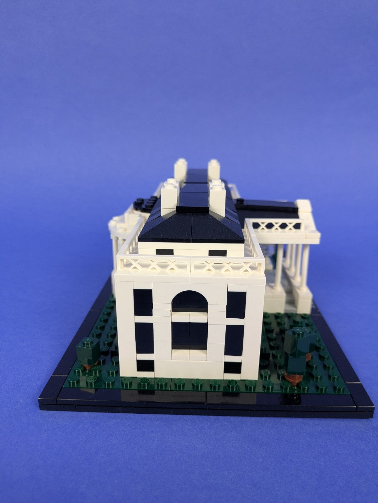 Lego Architecture: The White House Set 21006 - w/ Instructions