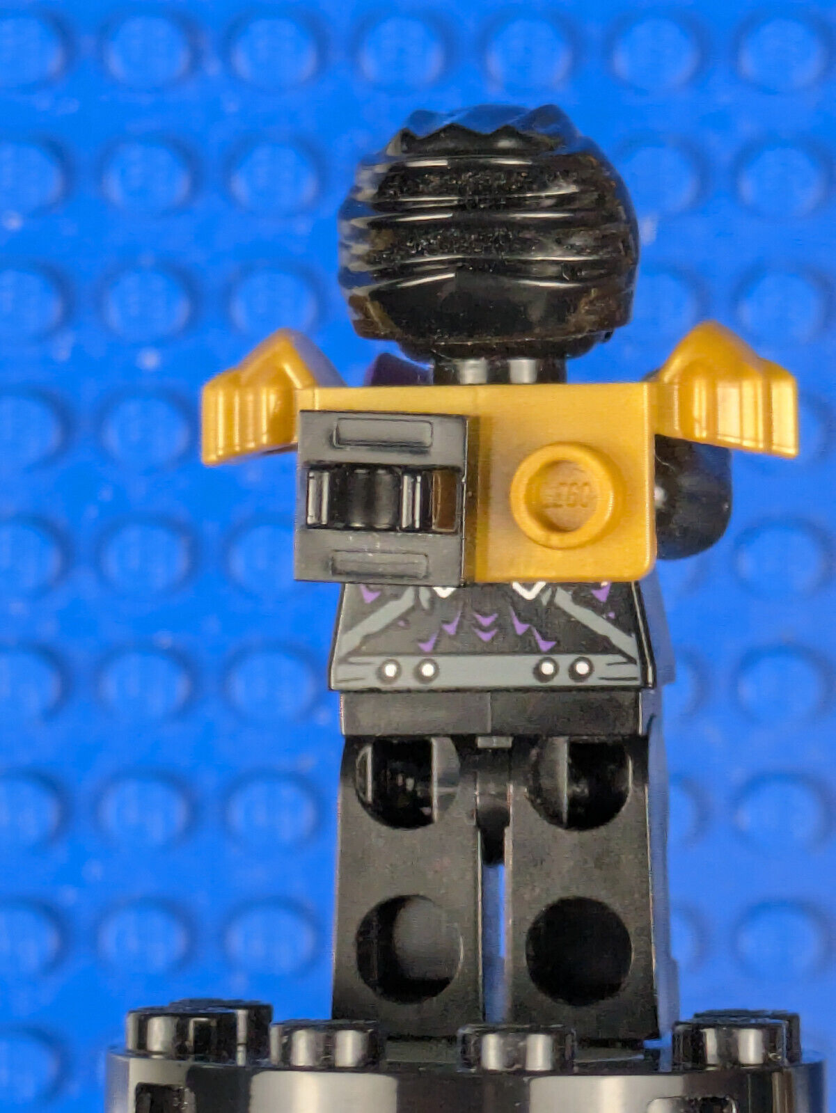Lego LEGENDS OF CHIMA: Razar- Pearl Gold Armor loc042 Set 70010
