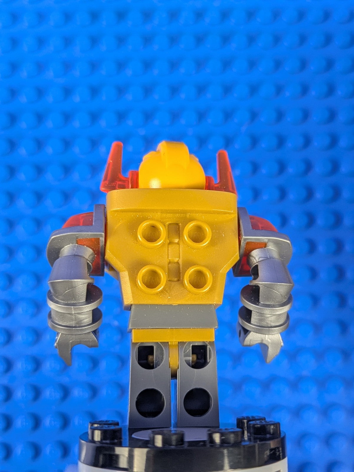 Lego NEXO KNIGHTS: Axl - Trans-Neon Orange Visor nex137 Set 72006