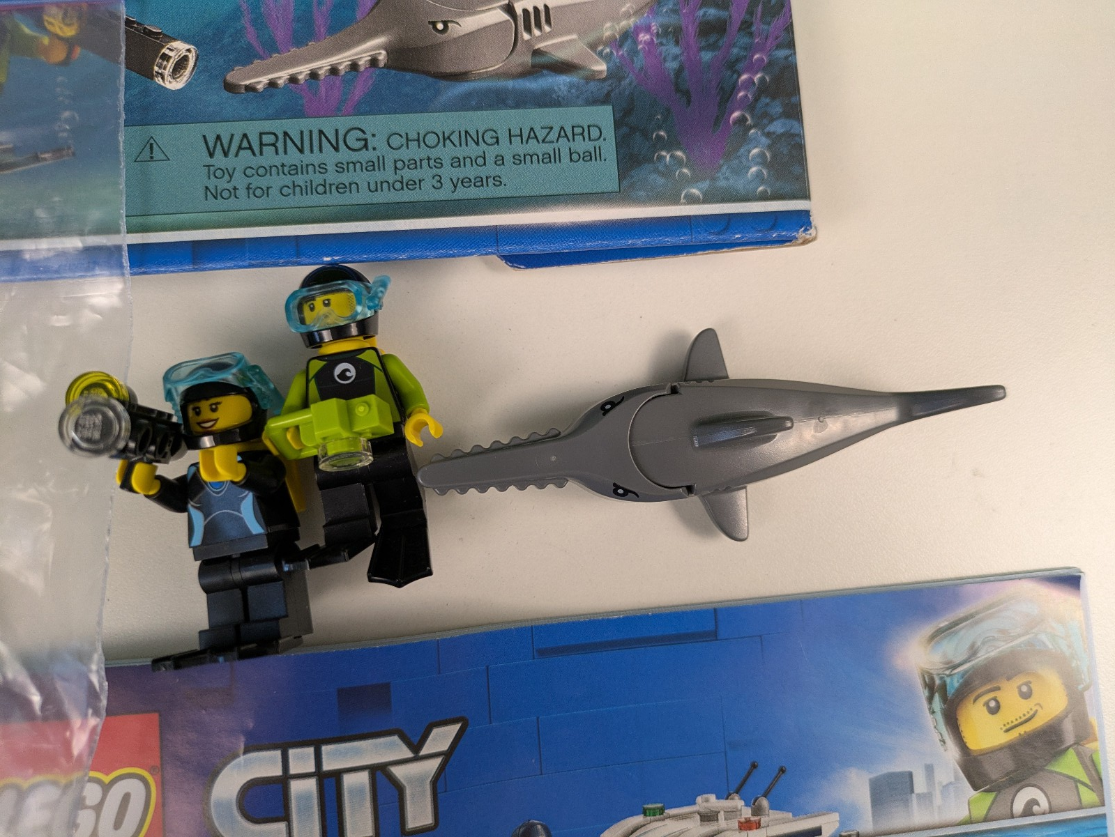Lego Town: City: Harbor: Diving Yacht Set 60221 - Complete Set