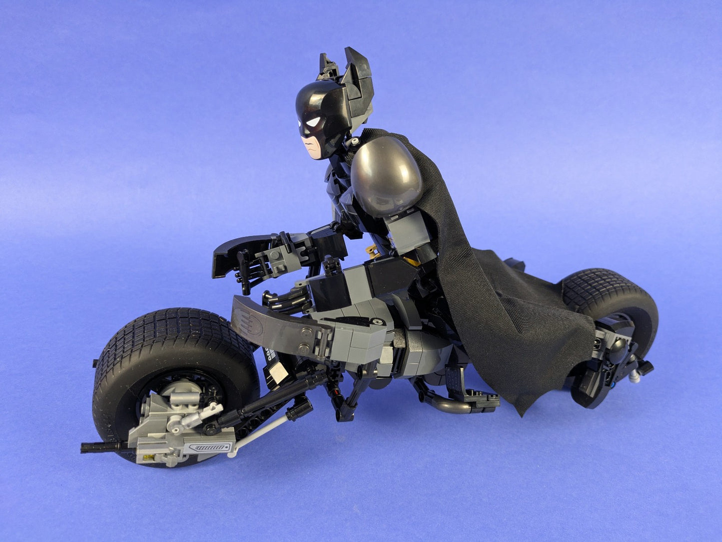 Lego Super Heroes: Batman Construction Figure and the BatPod Bike 76273 Complete