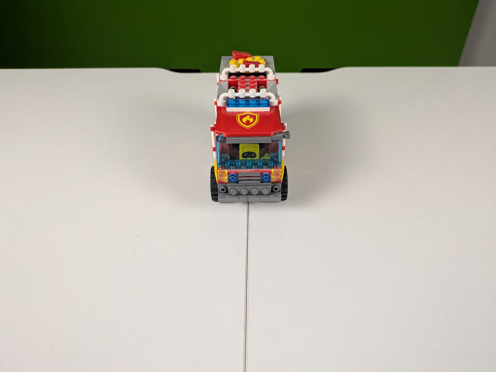 Lego Town: City: Fire: 4 × 4 Fire Truck Set 4208 w/ Instructions
