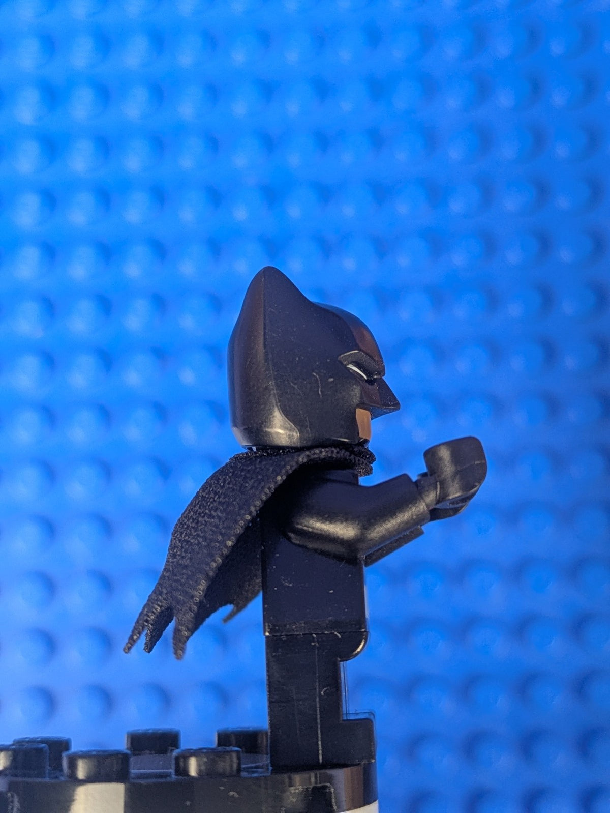 Lego Super Heroes: Batman - Short Legs, Black Torso sh0492 Set 70900