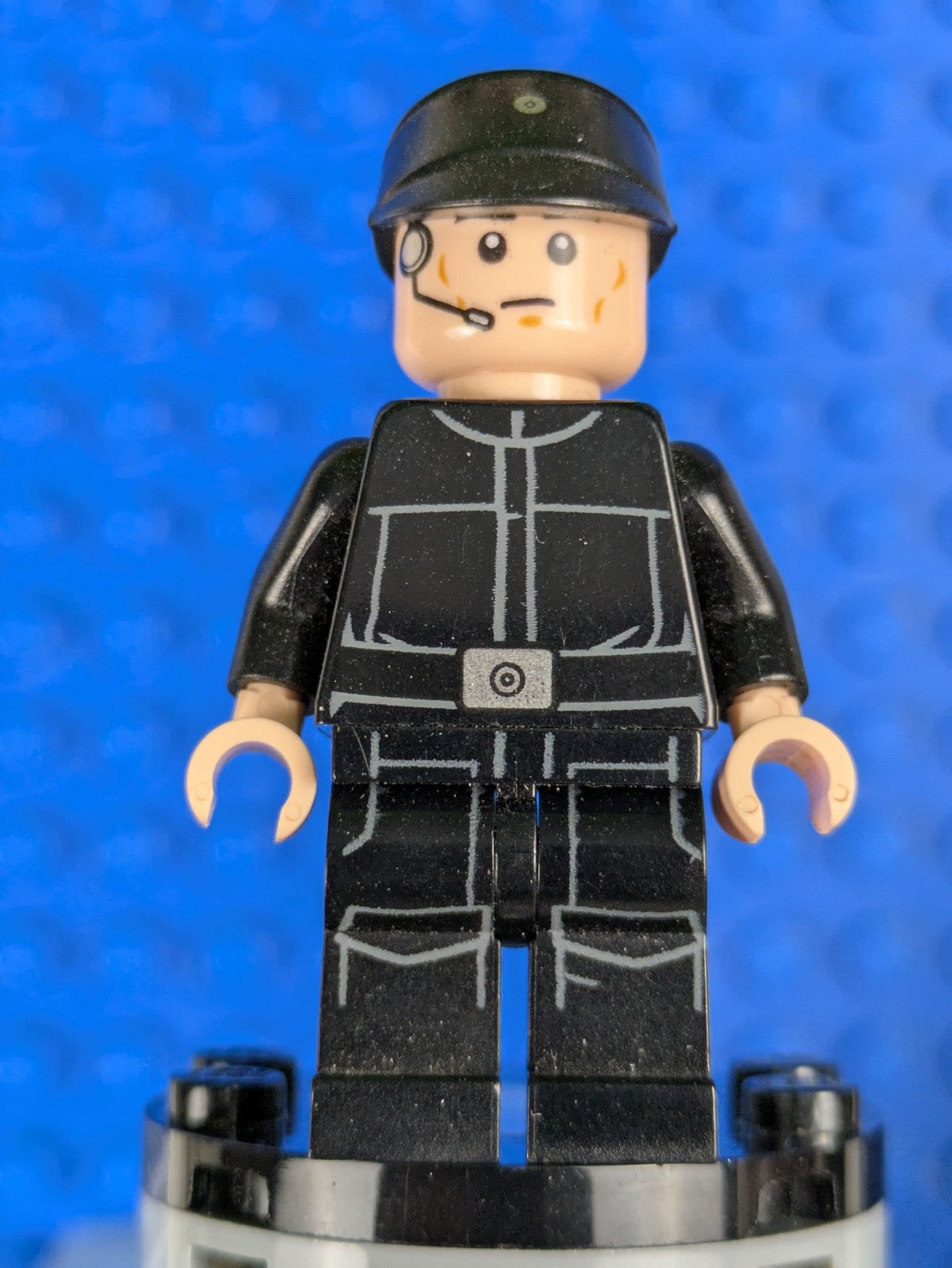 Lego Star Wars: Imperial Shuttle Pilot - Light Nougat Head sw0802 Set 75163