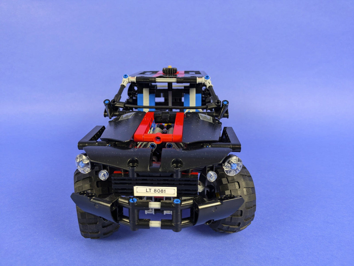 Lego Technic: Model: Off-Road: Extreme Cruiser 8081 - Complete w/ Instructions