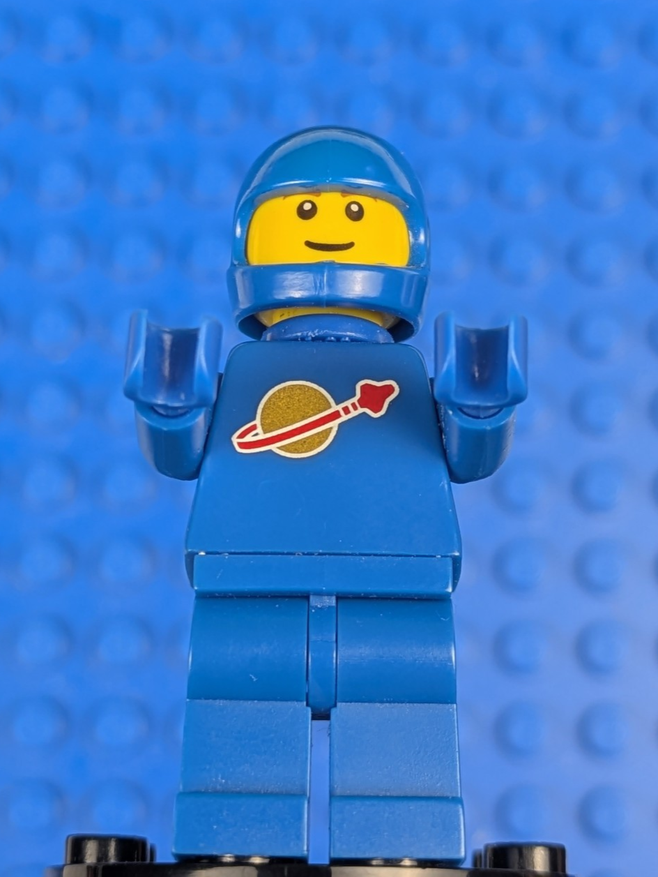 Lego Space: Classic Space - Blue w/ Air Tanks sp004new2 Set 850423