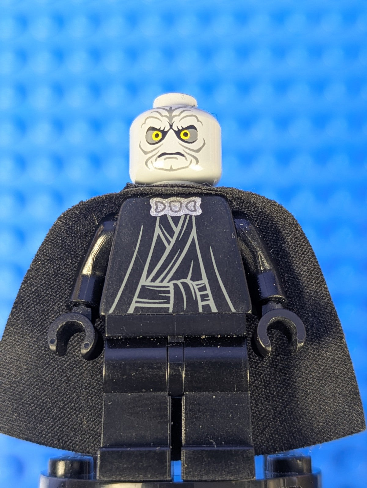 Lego Star Wars: Emperor Palpatine - Light Bluish Gray Head sw0210 Set 10188