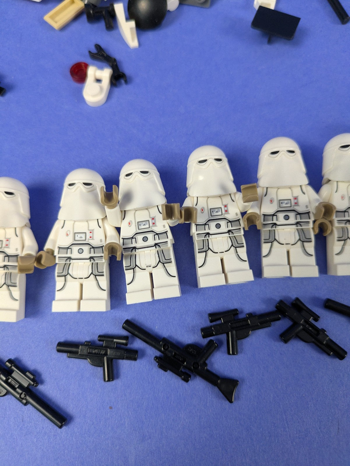 LEGO Star Wars Snow Trooper, Imperial Scout Trooper, & Hoth Rebel Trooper (14X)