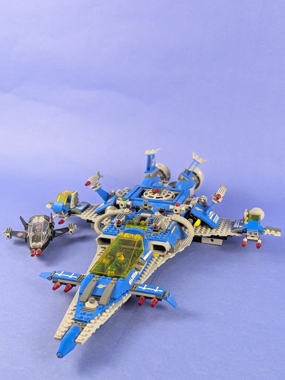 LEGO The LEGO Movie Benny's Spaceship, Spaceship, SPACESHIP! 70816 Pre-Owned
