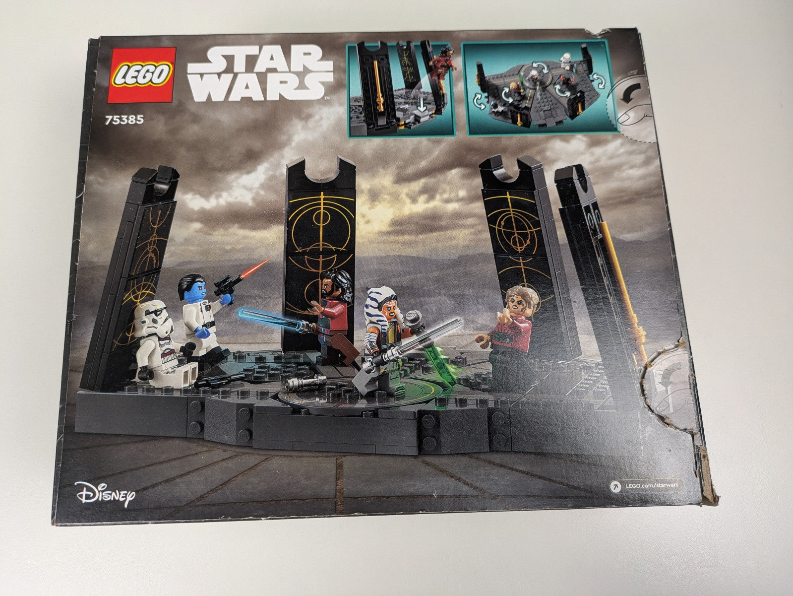 Lego Star Wars: Ahsoka Tano's Duel on Peridea Set 75385 Complete Set