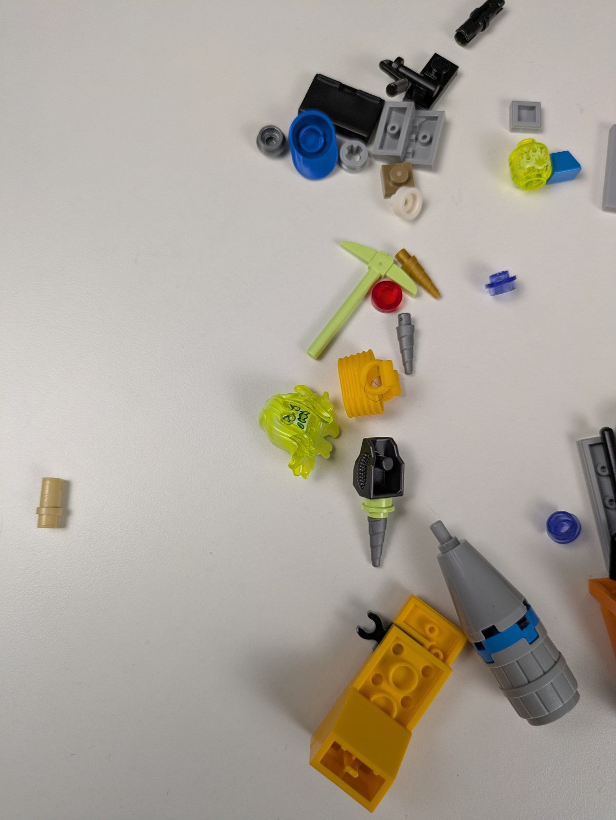 Lego Hidden Side: Paranormal Intercept Bus 3000 Set 70423 - Incomplete Set