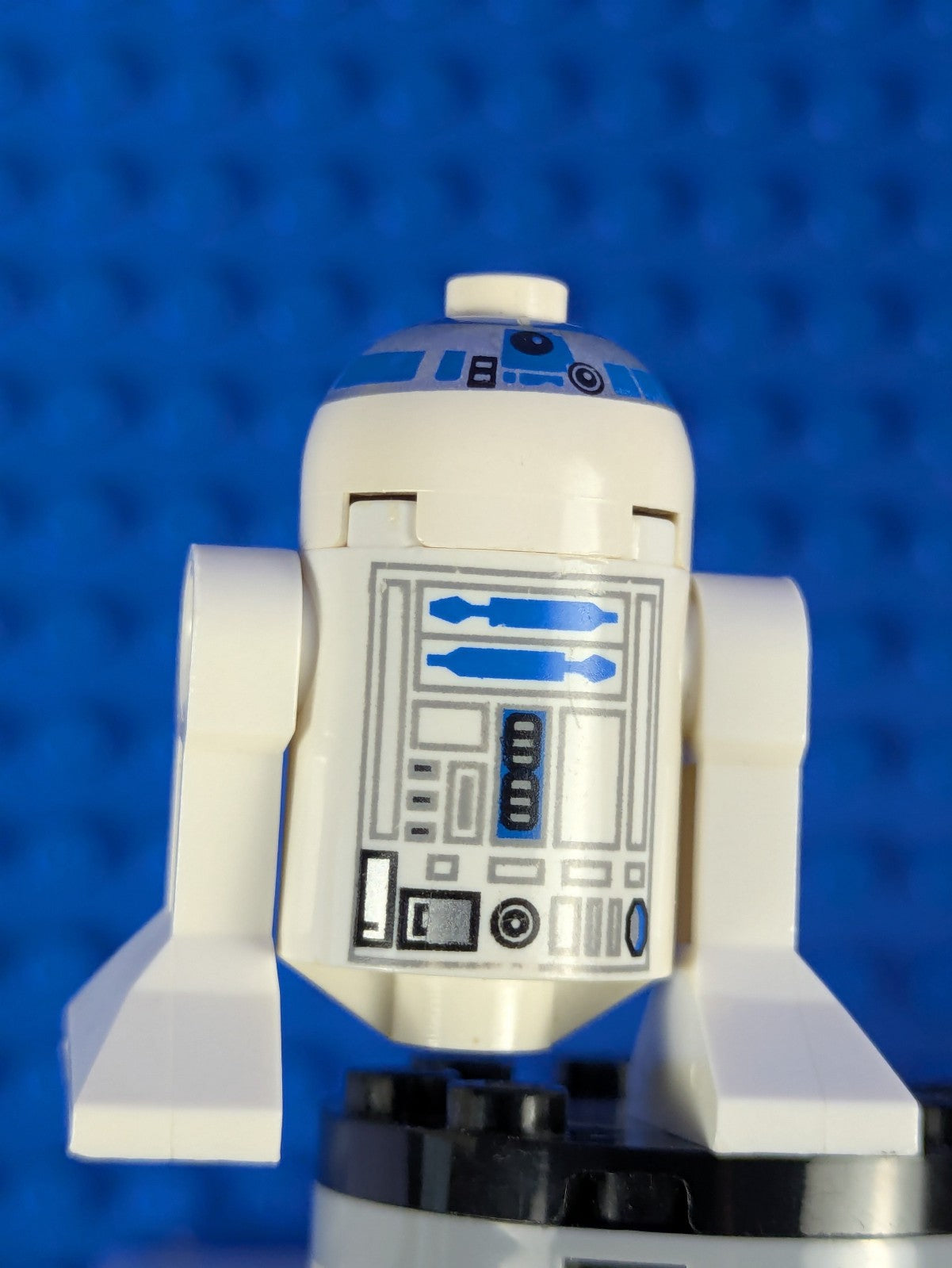 Lego Star Wars: R2-D2 - Astromech Droid sw0028 Sets 7141, 7669