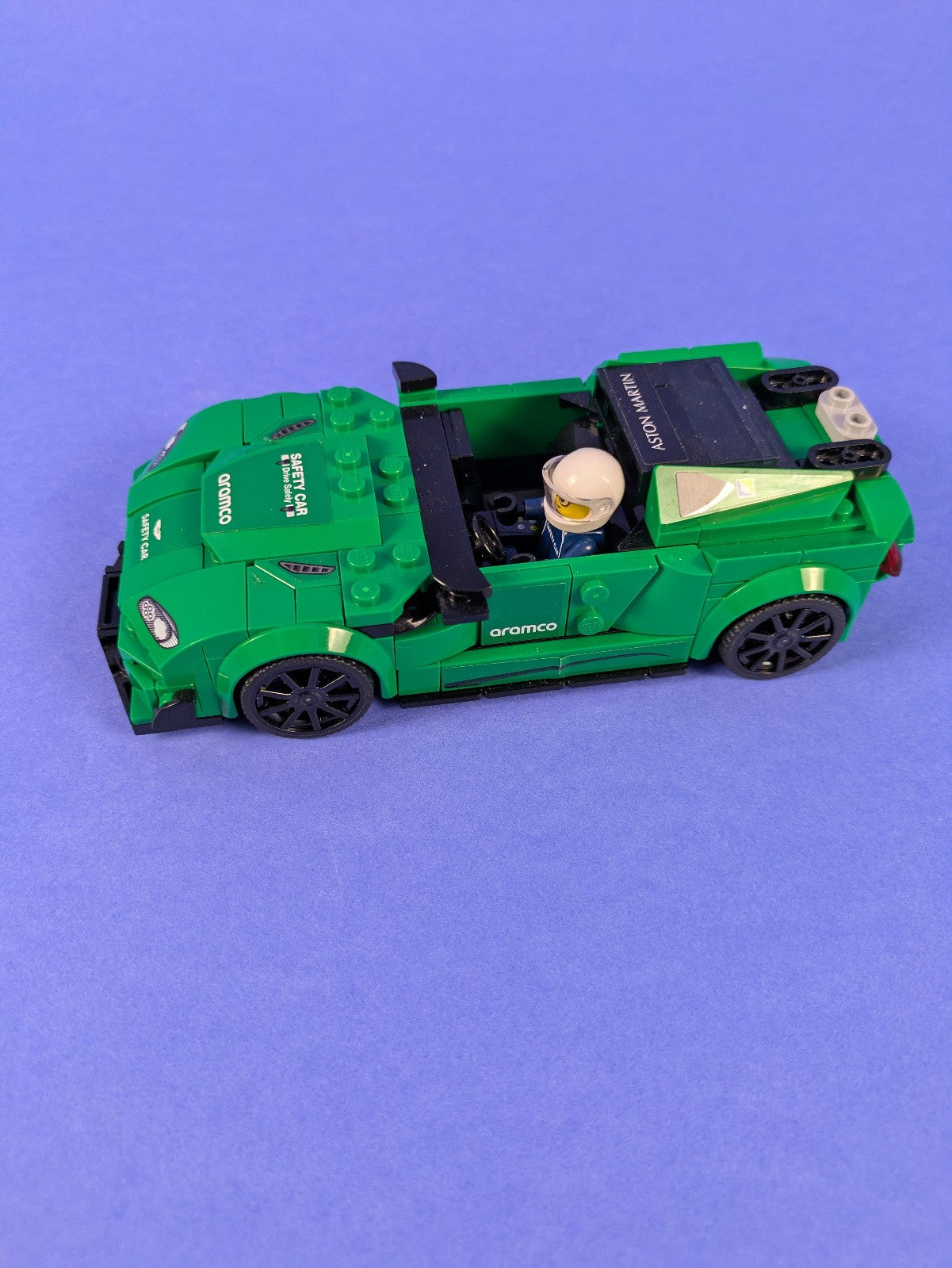 Lego SPEED CHAMPIONS: Aston Martin Vantage Safety Car & AMR23 76925 Incomplete