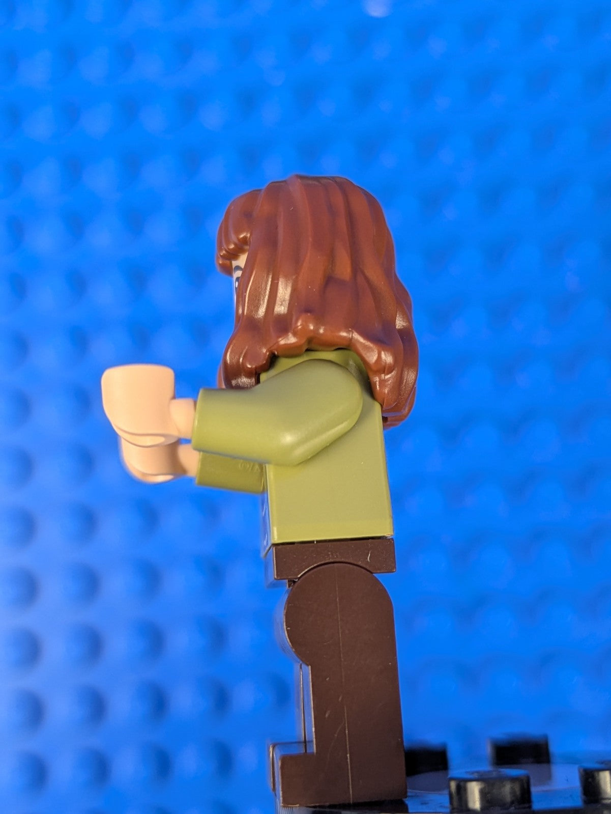 Lego Stranger Things: Joyce Byers - Sand Green Jacket st002 Set 75810
