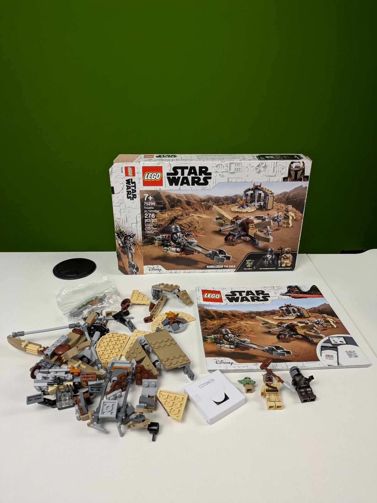 Lego Star Wars: The Mandalorian: Trouble on Tatooine Set 75299 - Complete Set