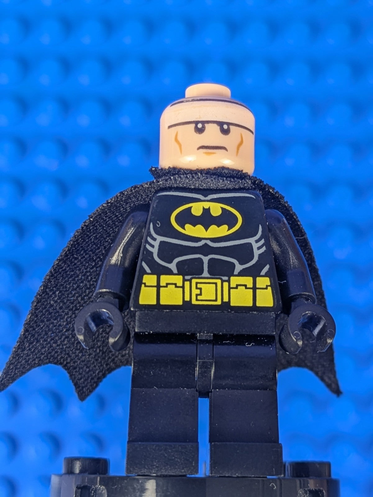 Lego Super Heroes: Batman II: Batman - Black Suit sh0016b Set 77903