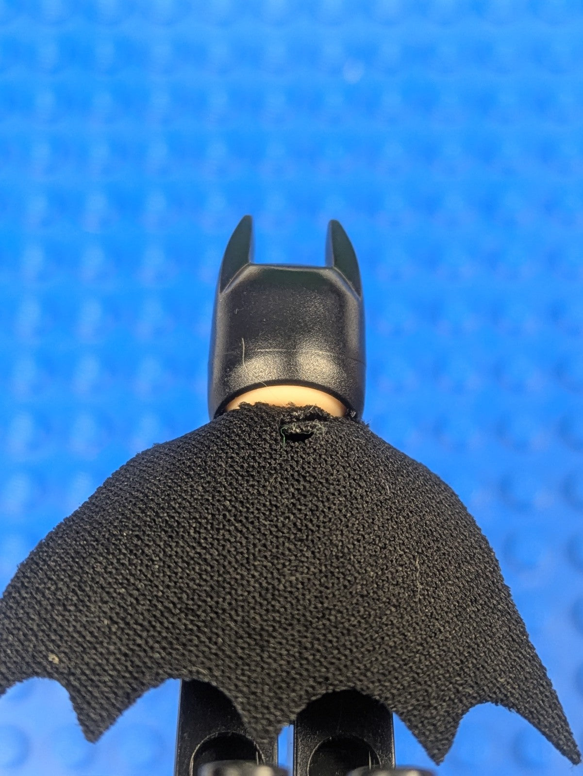 Lego Super Heroes: Batman - Black Suit with Yellow Belt sh0016b Set 77903