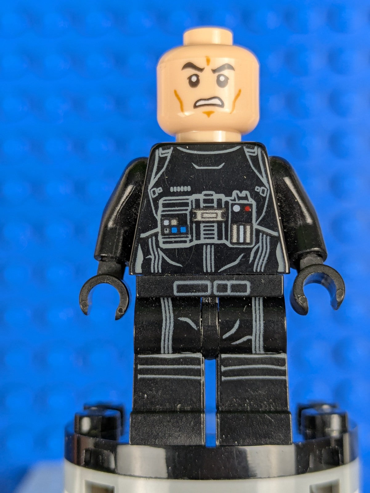 Lego Star Wars: First Order TIE Pilot - Two White Lines sw0672 Set 75101