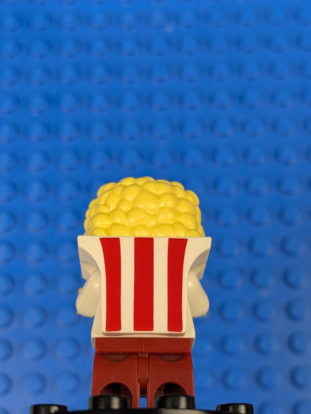 Lego Minifigure Series 23: Popcorn Costume col404 Sets 71034, 71036