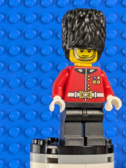Lego Collectible Minifigures: Promotional: Royal Guard gen098 Set 5005233