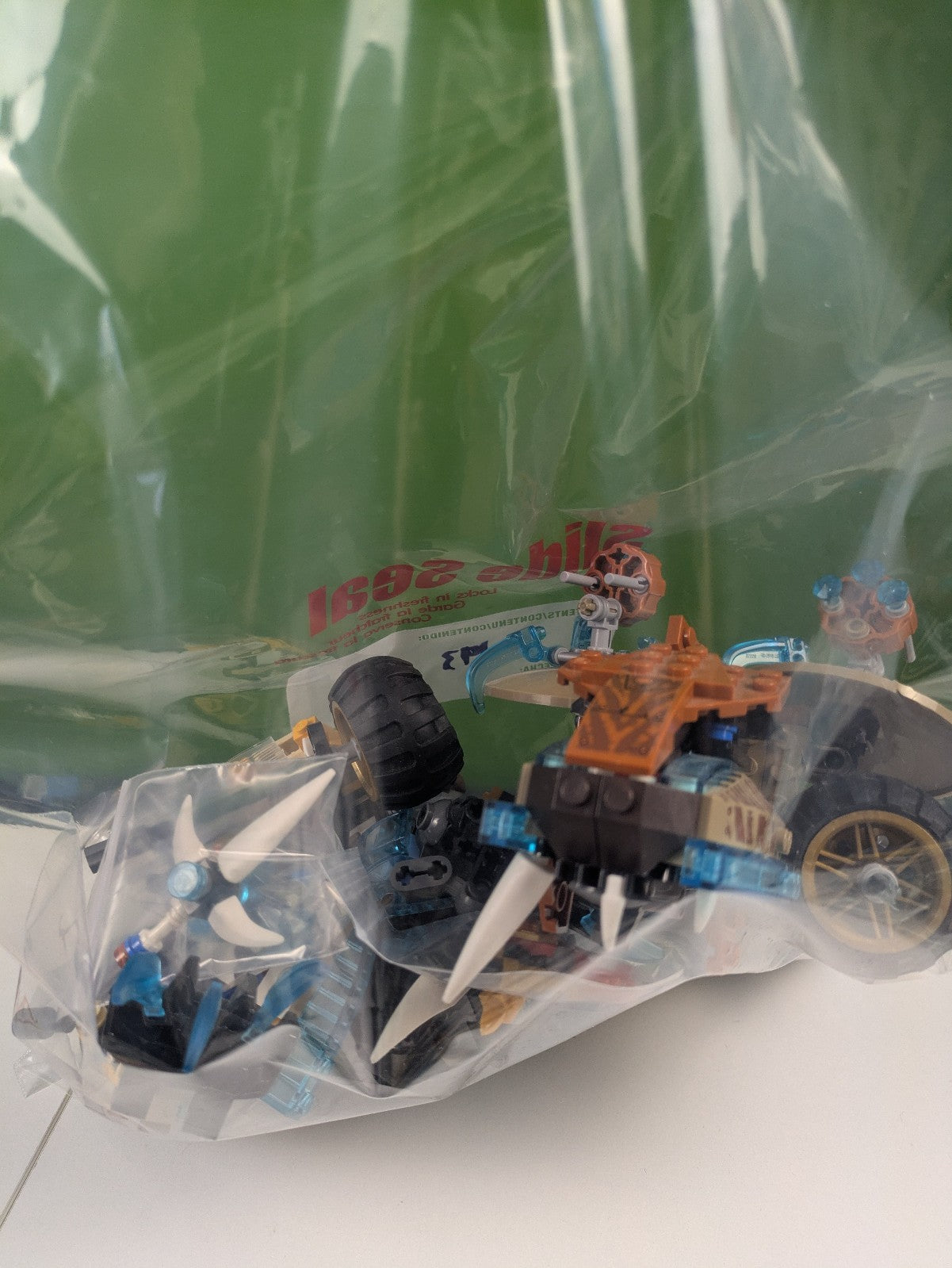 Lego LEGENDS OF CHIMA: Lion Attack & Saber Tooth Walker Double Set 70143 & 70002