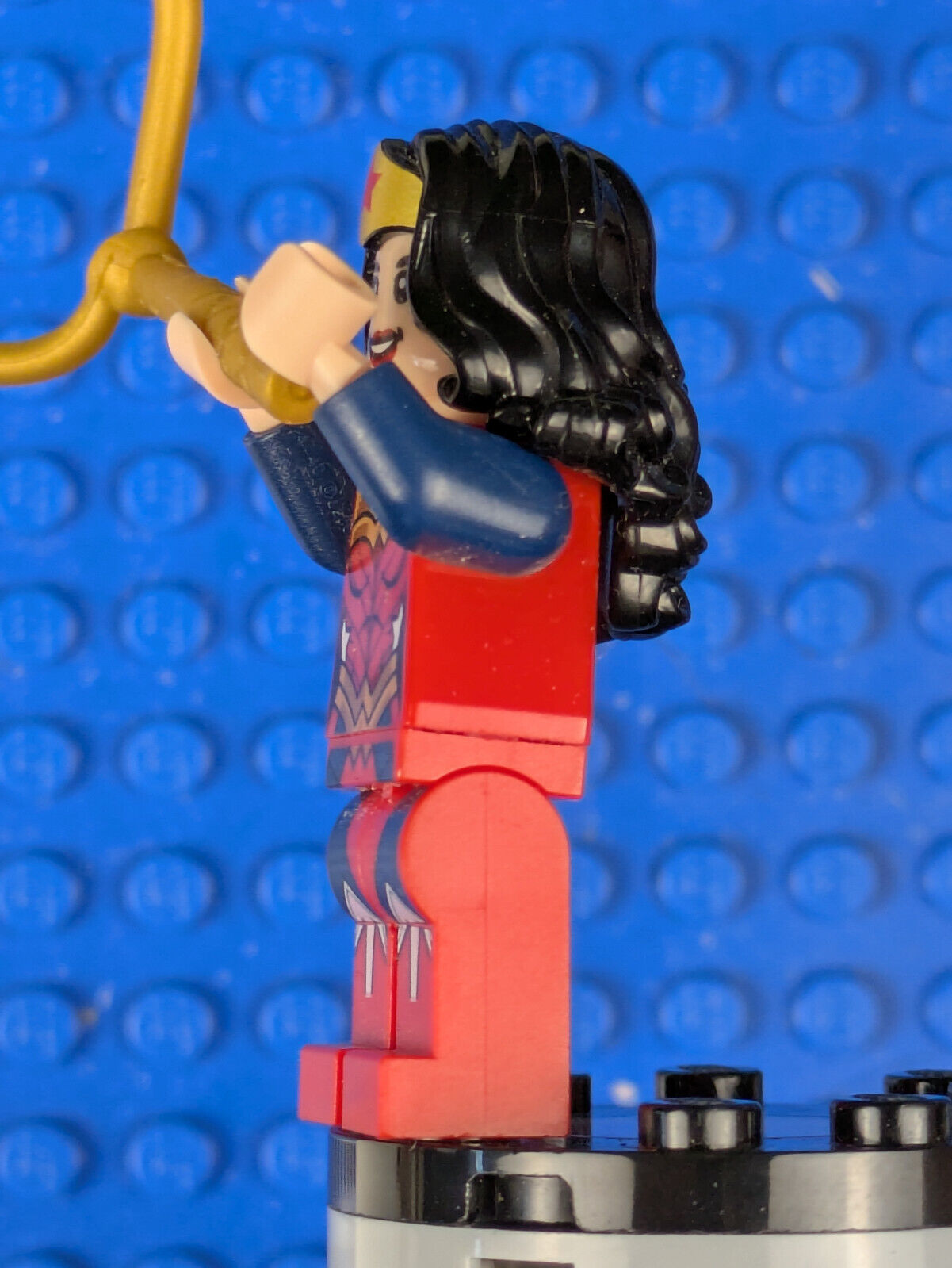 Lego DC Super Heroes: Exclusive Wonder Woman Minifigure sh0392 Set b18sh04