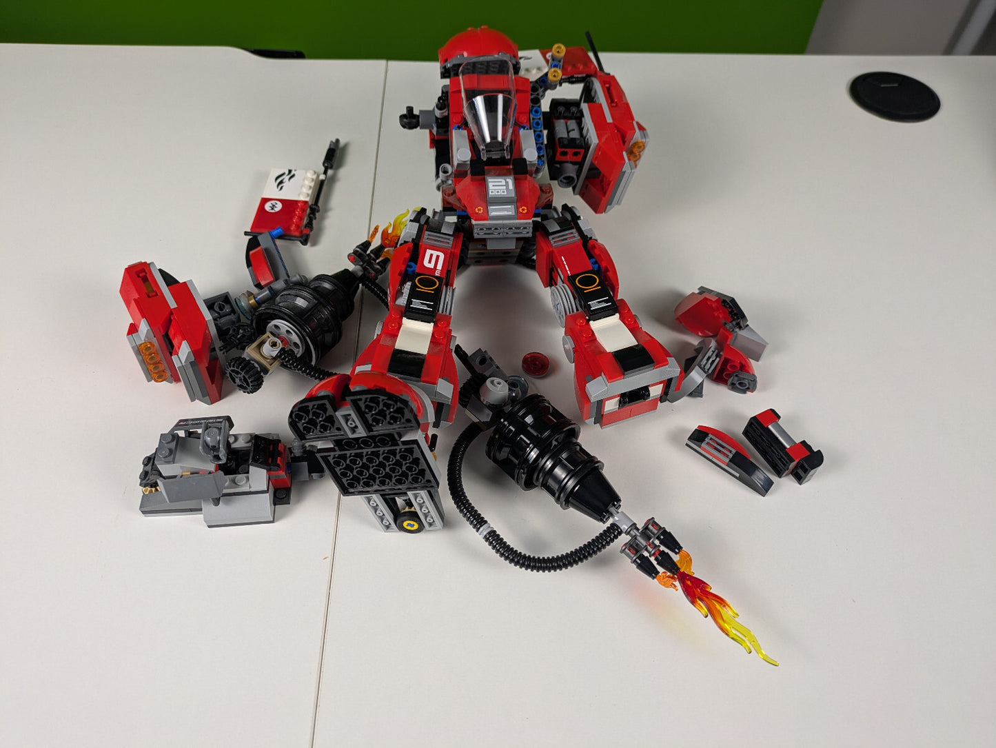 Lego NINJAGO: The LEGO NINJAGO Movie: Fire Mech Set 70615 - w/ Instructions