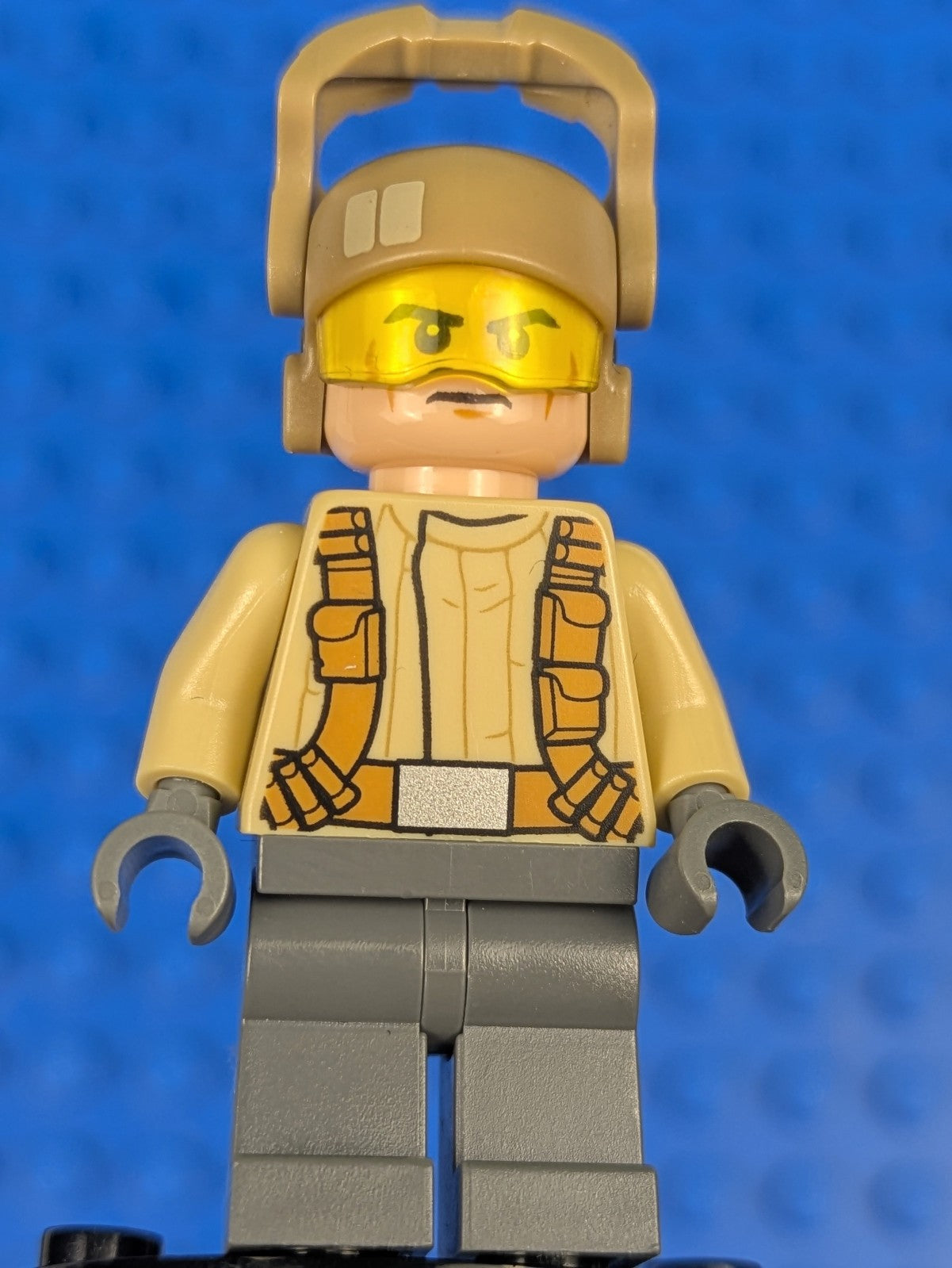 Lego Star Wars: Resistance Trooper - Tan Jacket sw0698 Set 75131