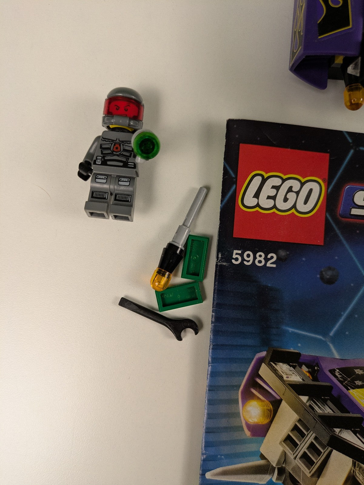 Lego Space: Space Police III: Smash 'n' Grab Set 5982 - Incomplete Set