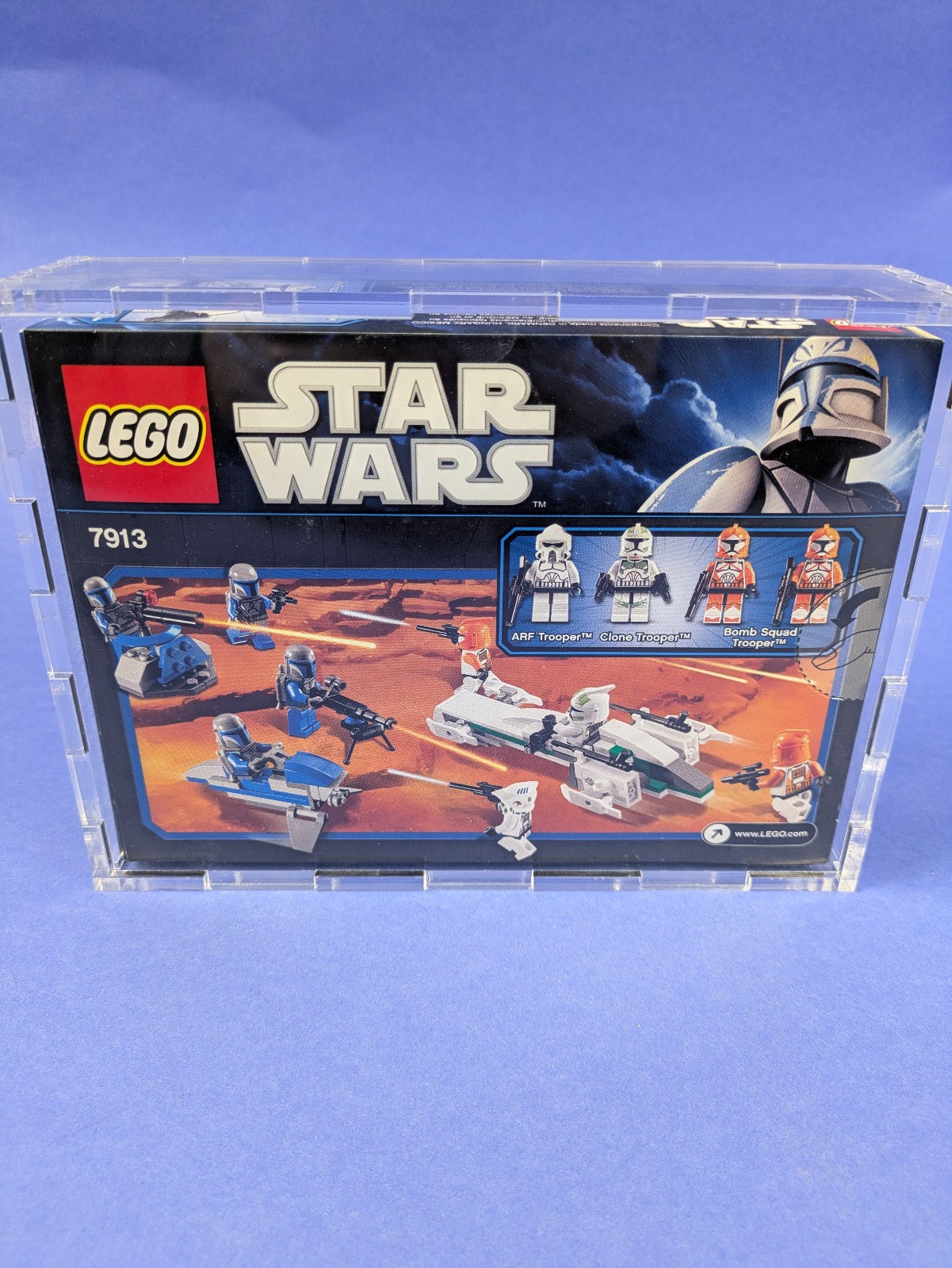 LEGO Star Wars Clone Trooper Battle Pack 7913 w/ Case
