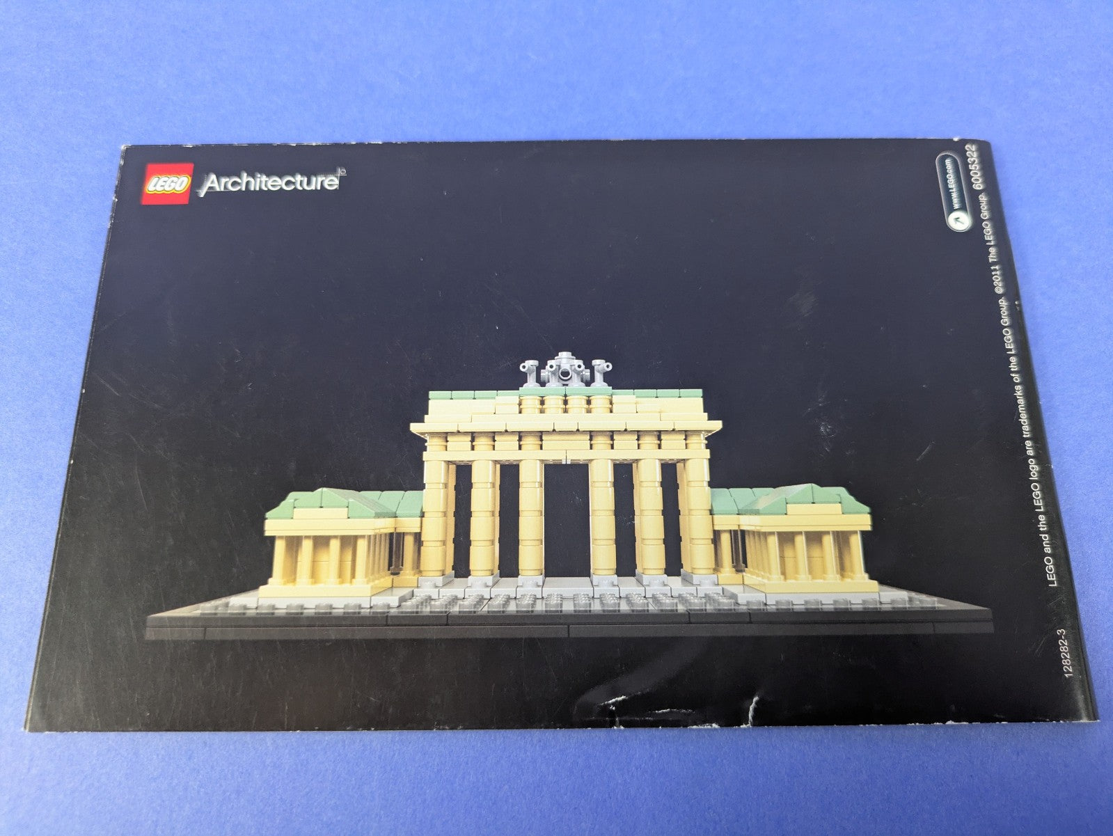 Lego Architecture: Brandenburg Gate Set 21011 Complete Set