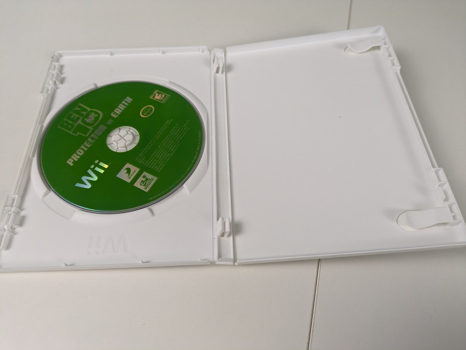 Ben 10: Protector of Earth (Nintendo Wii, 2007) CIB
