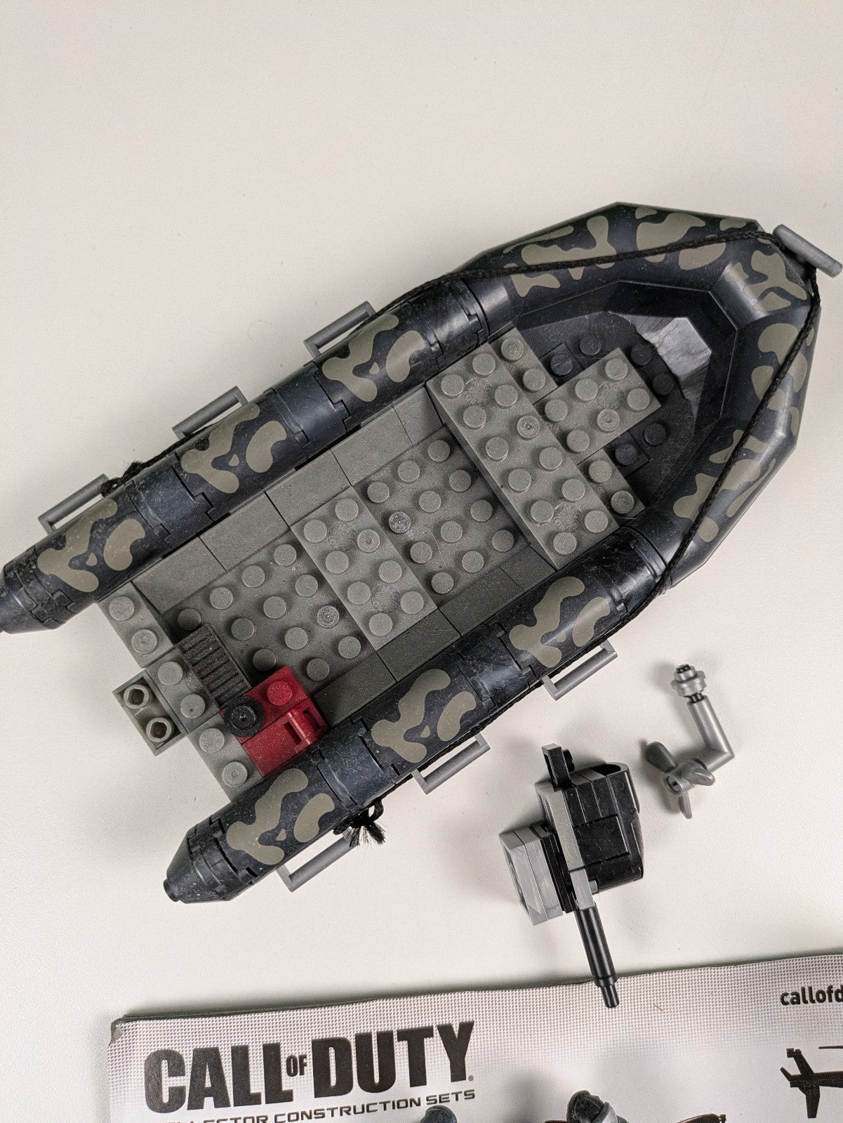 Mega Bloks Call of Duty Rib Beach Assault Set DCL25 06815